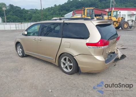 2012 Toyota Sienna Xle/Limited z USA, uszkodzony, nr VIN 5TDYK3DC4CS220312